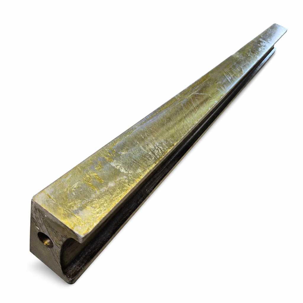 Hollare brytbrick lager, nedre B – Metso C110
