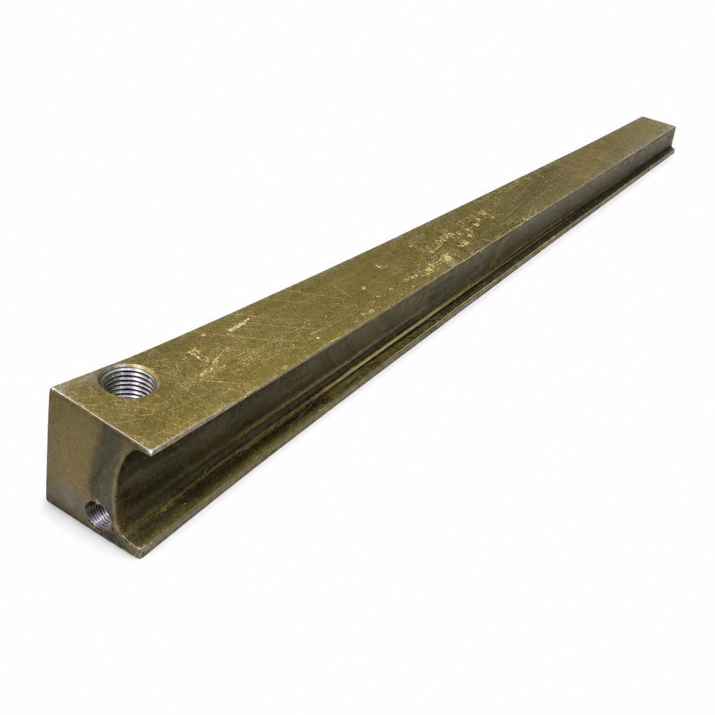 Toggle seat, upper – Metso C120